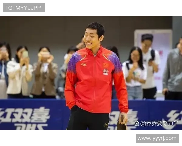 武汉足球队配合问题引发热议球迷与专家各抒己见探讨战术调整必要性